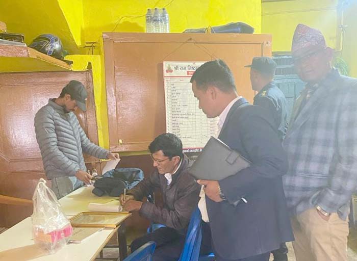 बजार अनुगमनका क्रममा मिठाई पसलहरुमाथि कारवाही