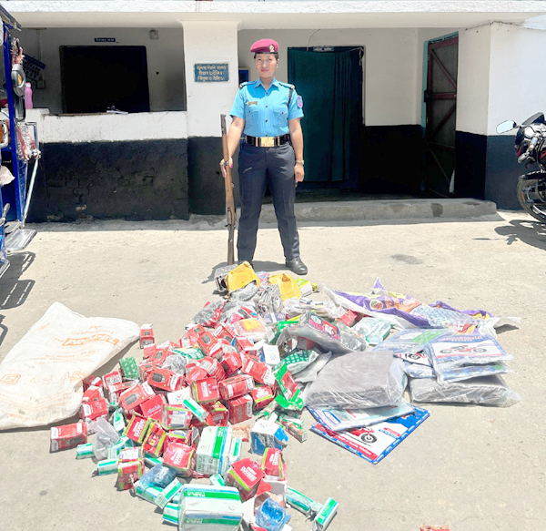 अवैध भन्सार छलिको अटो पार्टस् बरामद