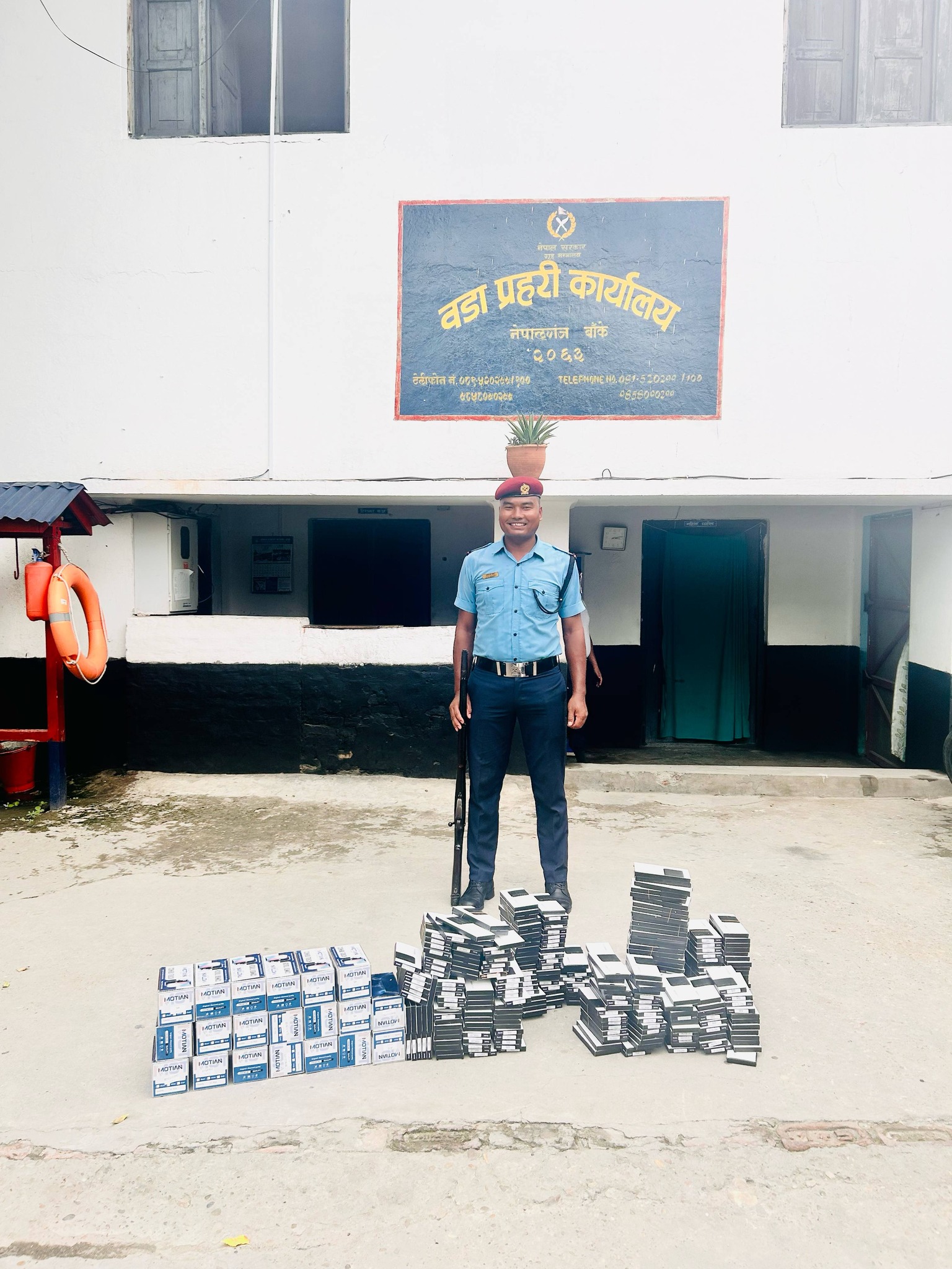 भन्सार छलिको मोबाईल फोनको डिस्प्ले बरामद