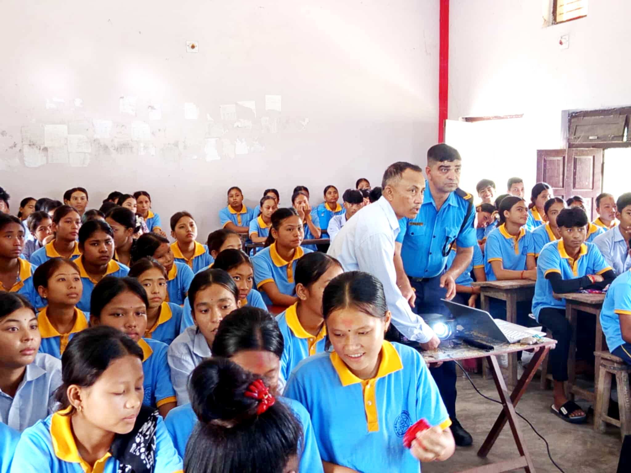 बाँके युनेस्को र प्लान नेपालद्धारा राजापुर र मधुवनमा मानव बेचबिखनविरुद्ध सचेतना