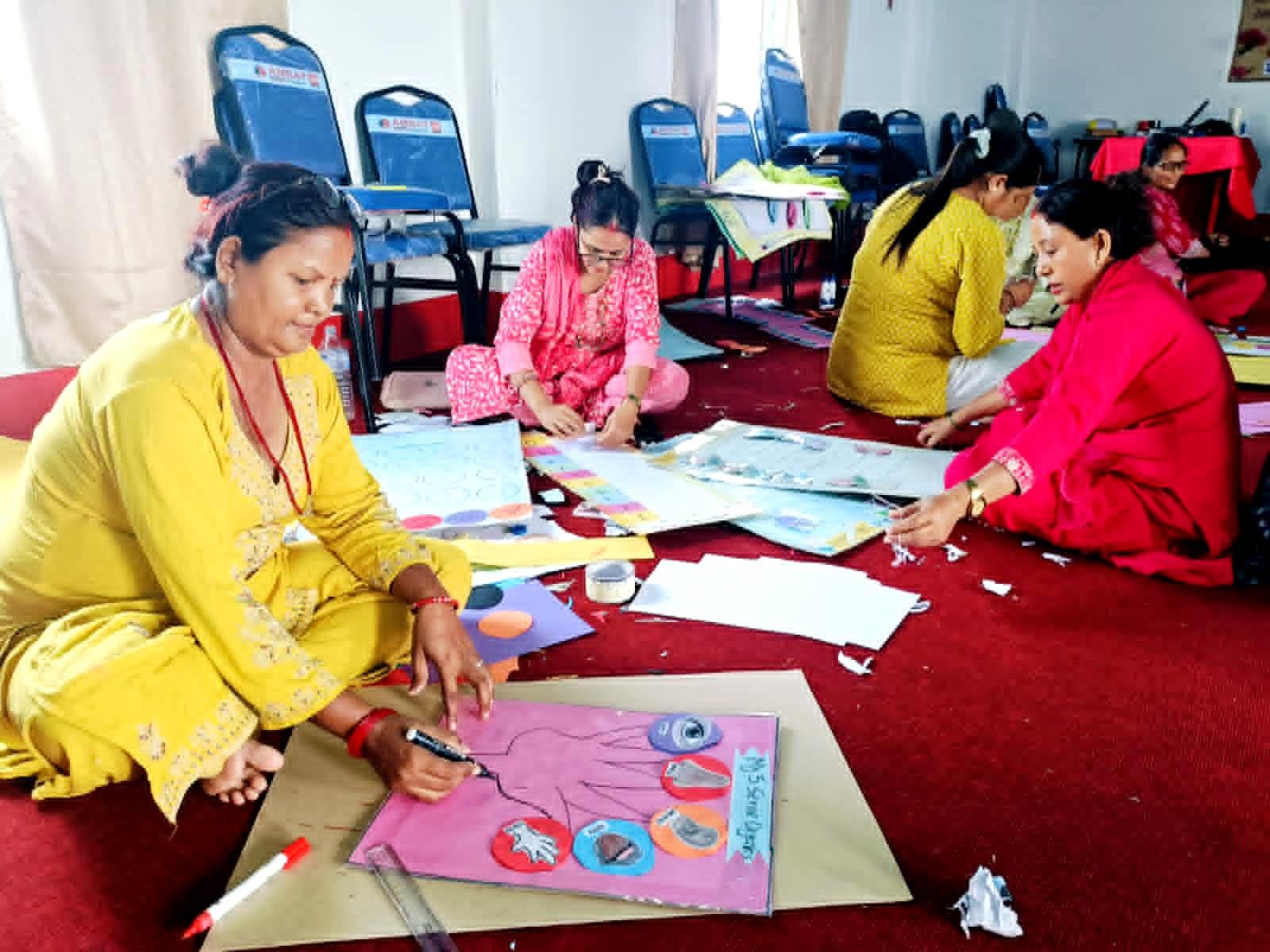 मधुवनमा ईसीडी शिक्षकहरूकालागि शैक्षिक सामग्री निर्माण तालिम सम्पन्न